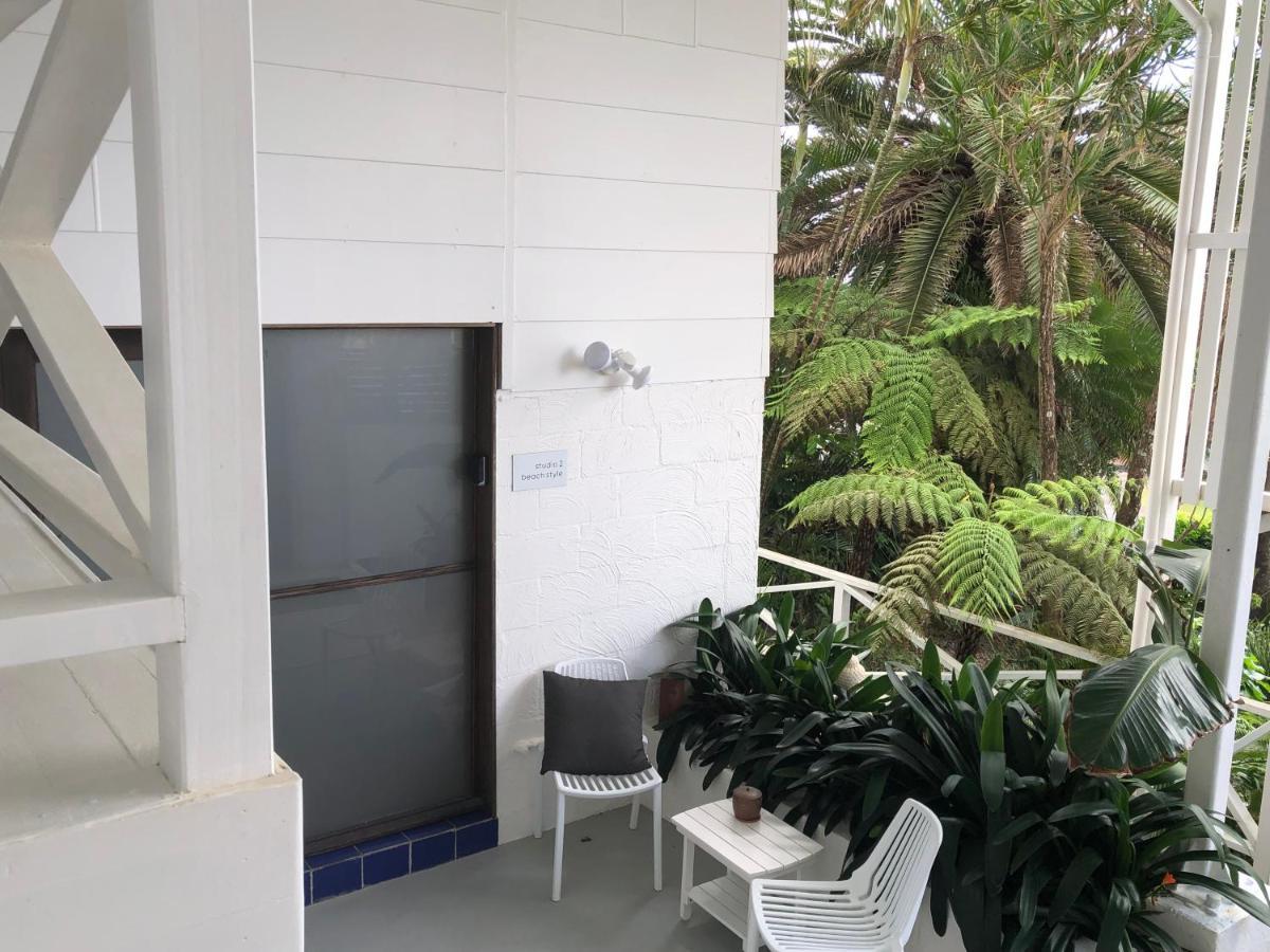 Shorebreak Studio Apartments Sapphire Beach Luaran gambar